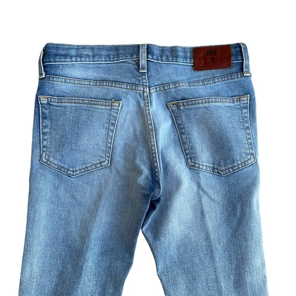 Frye Women’s Light Wash Raw Hem Mid Rise Skinny Ankle Length Jeans - Picture 7 of 9